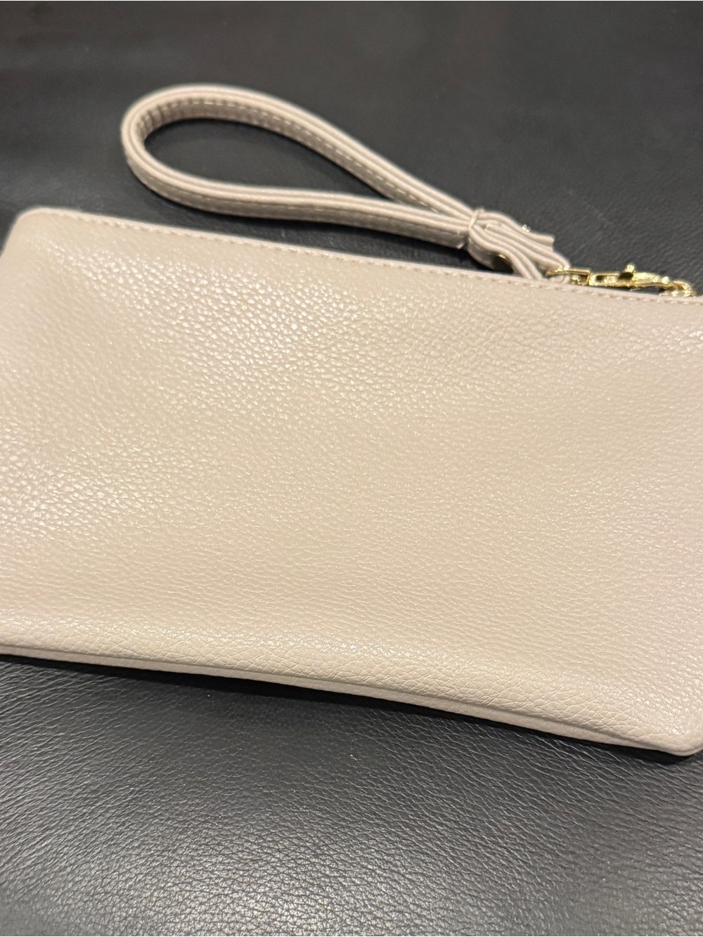 Classic Cream Wristlet Clutch - Unbranded